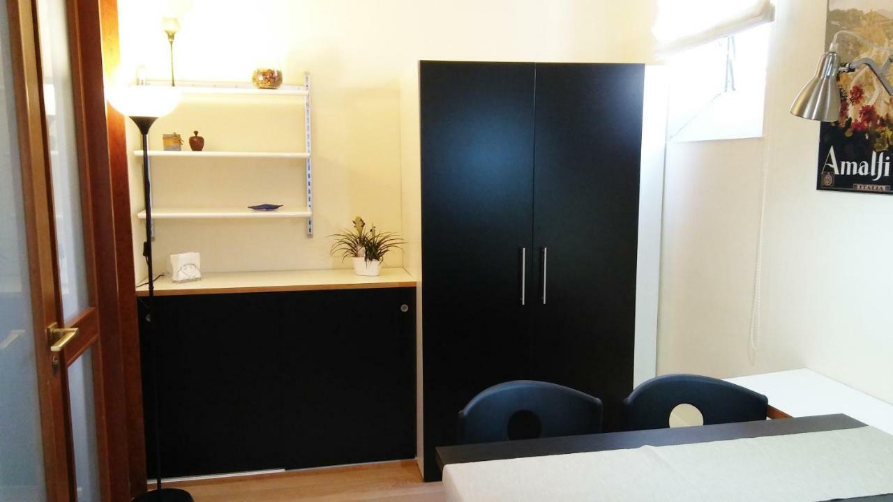 Bilocale In Centro Apartment Salerno Ngoại thất bức ảnh